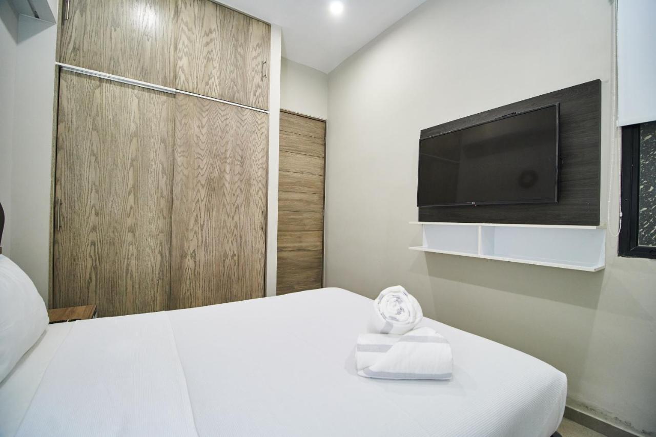 Aparthotel Torre 42 Playa Del Carmen By Lockey Exteriér fotografie