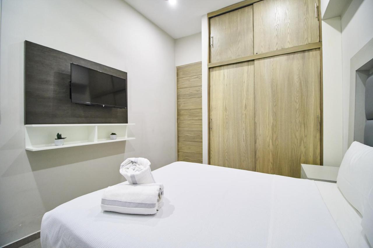 Aparthotel Torre 42 Playa Del Carmen By Lockey Exteriér fotografie