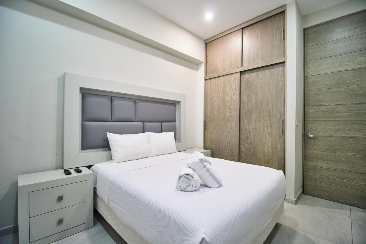 Aparthotel Torre 42 Playa Del Carmen By Lockey Exteriér fotografie