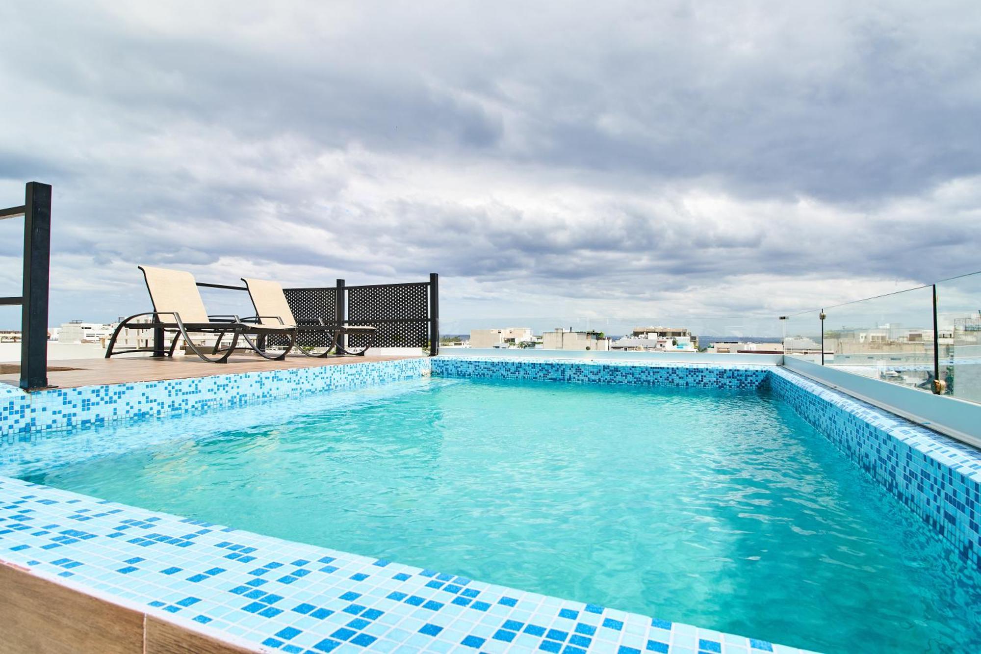 Aparthotel Torre 42 Playa Del Carmen By Lockey Exteriér fotografie