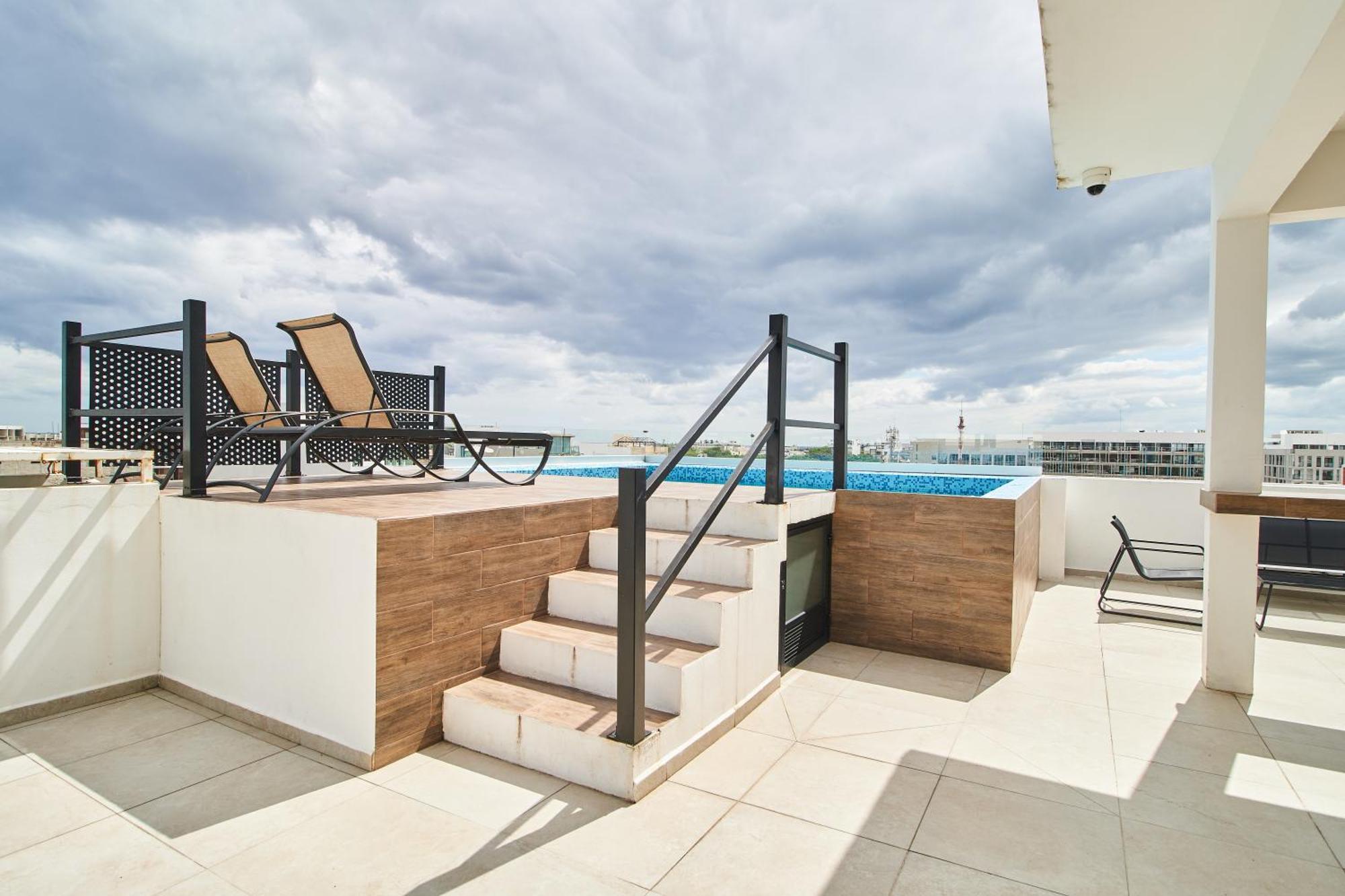 Aparthotel Torre 42 Playa Del Carmen By Lockey Exteriér fotografie